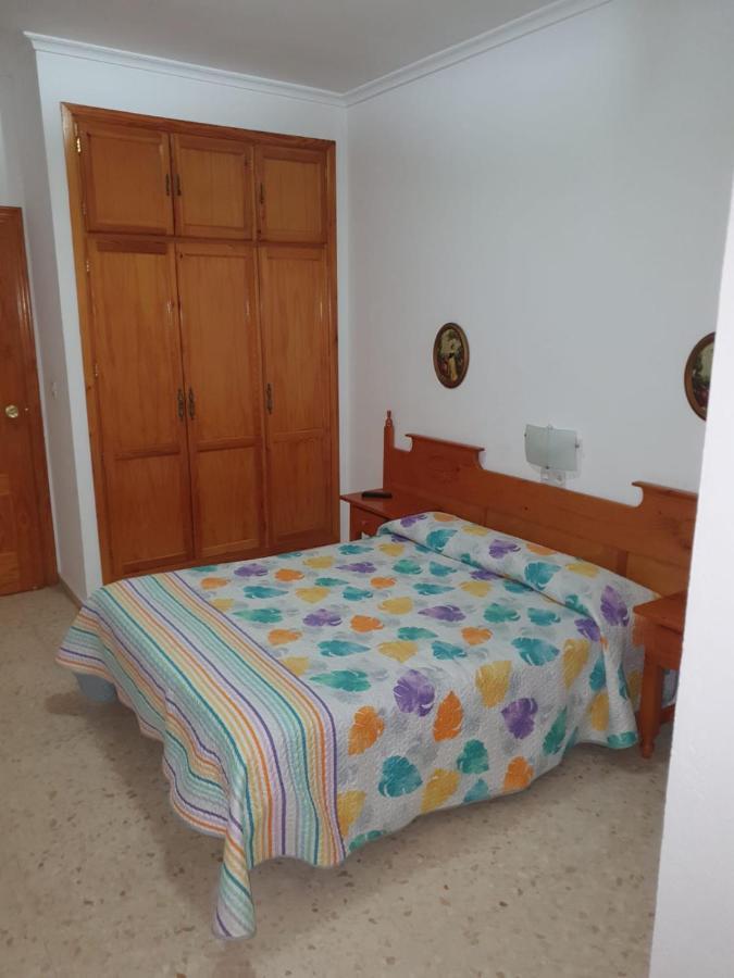 Pension Los Angeles La Puebla de Cazalla Luaran gambar