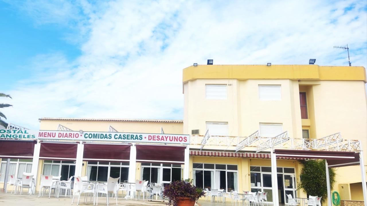 Pension Los Angeles La Puebla de Cazalla Luaran gambar